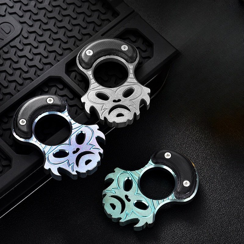 01.jpg Titan EDC Camping Defence Single Finger Tiger - Image 1